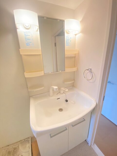 洗面設備　洗髪洗面化粧台