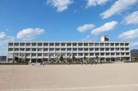 中学校　福崎町立福崎東中学校（中学校）まで4001m