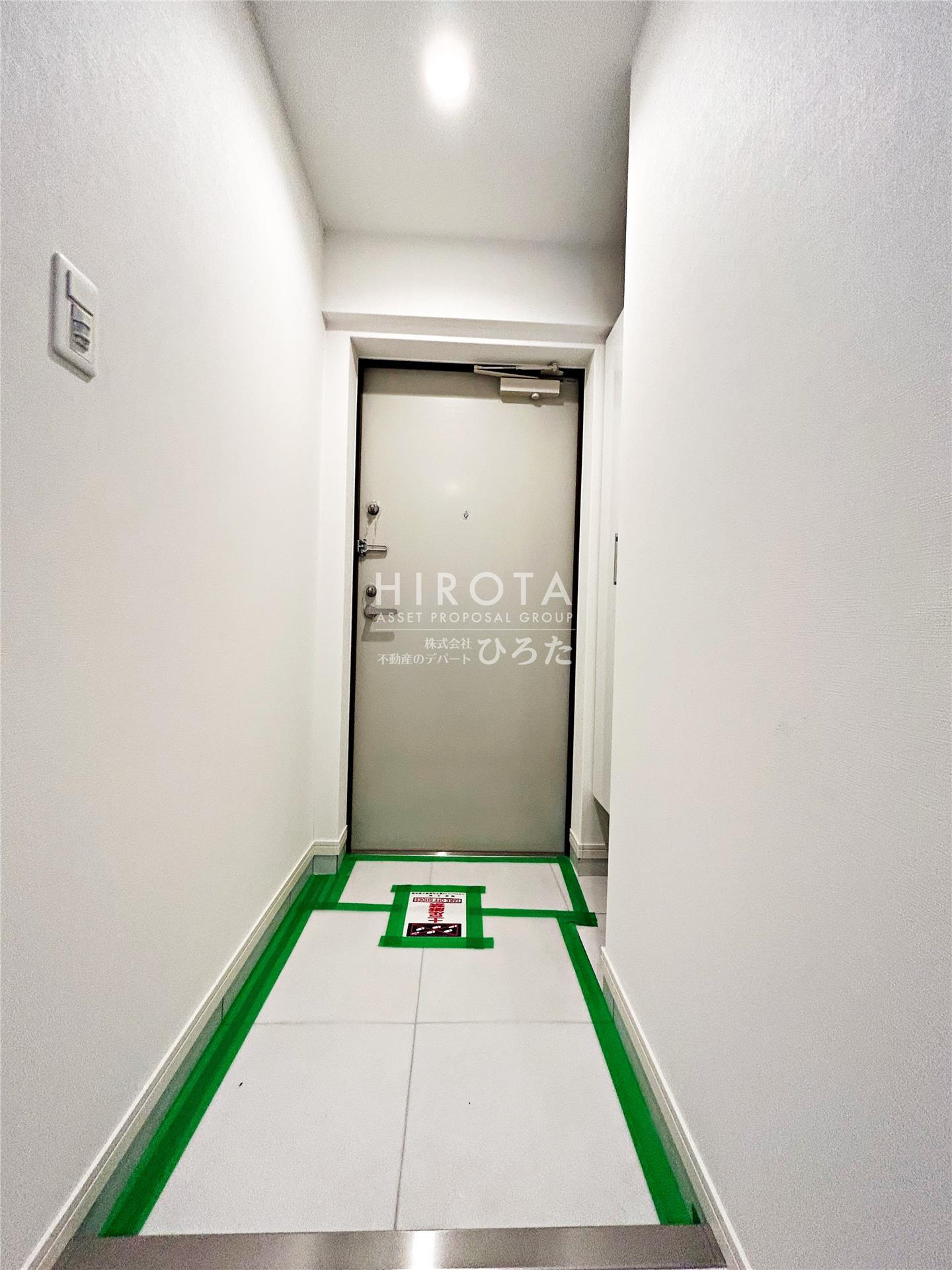 玄関　2階モデルルーム