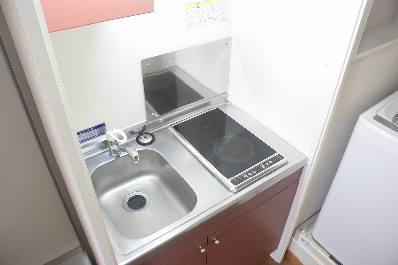 キッチン　ラジエントヒーターで安全に料理が出来ます