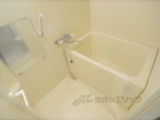 バス・シャワールーム　浴