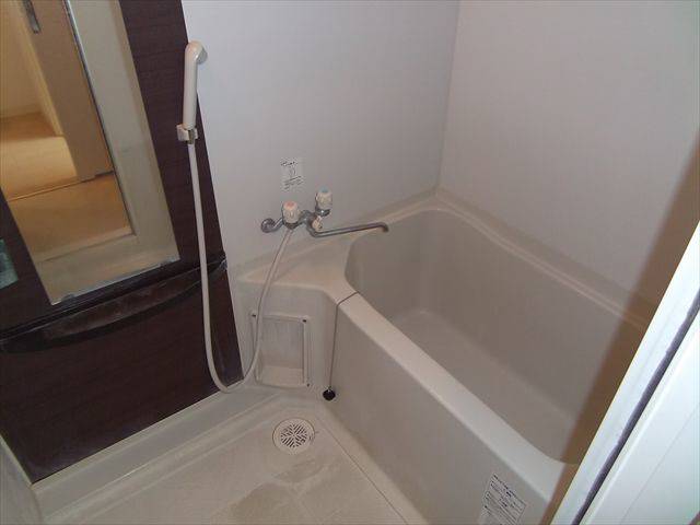 バス・シャワールーム　風呂