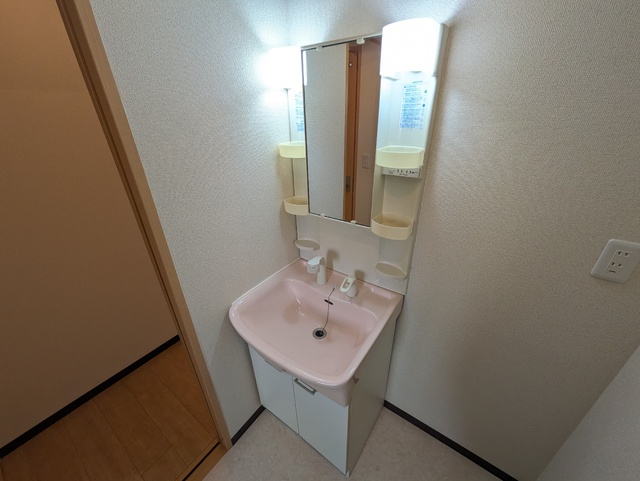 洗面設備　独立洗面台付き♪