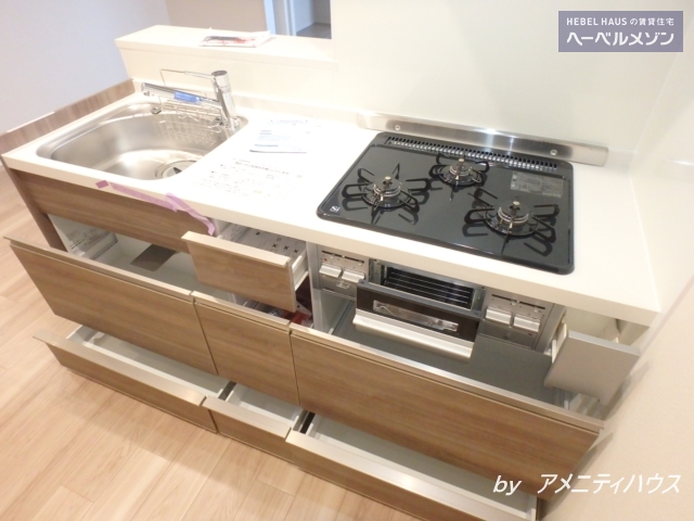 キッチン　[参考]同建築会社ヘーベルメゾンの施工例（現況優先）