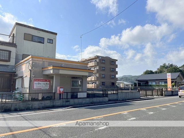 郵便局　栄松簡易郵便局（郵便局）まで108m