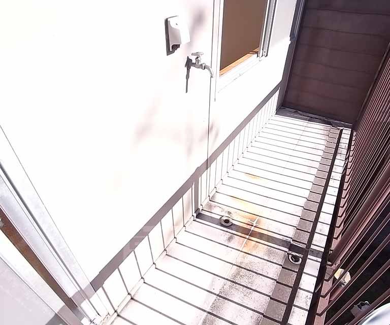 バルコニー　南向きのバルコニーです。