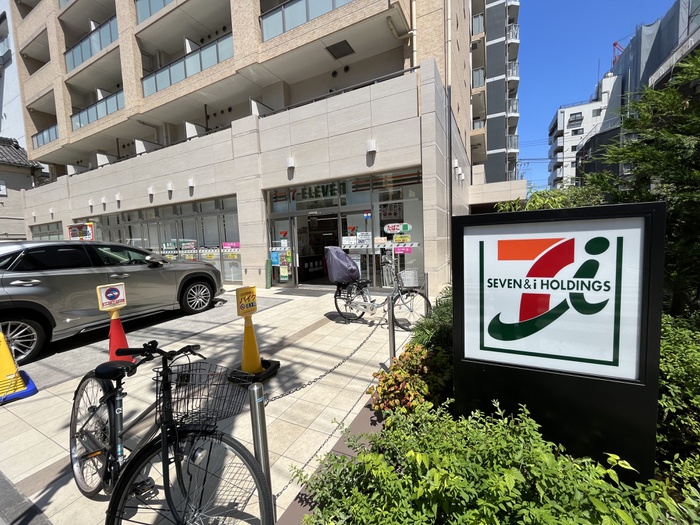 コンビニ　セブンイレブン（コンビニ）まで365m