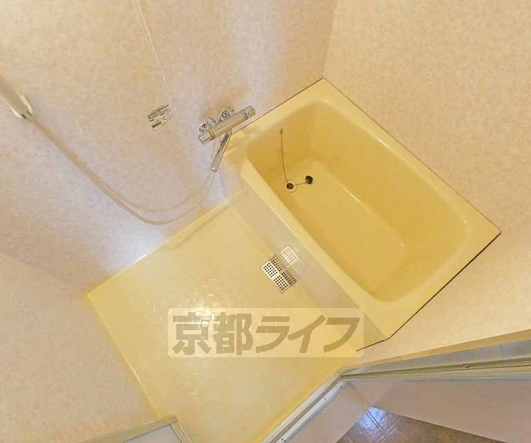 バス・シャワールーム　バスです。