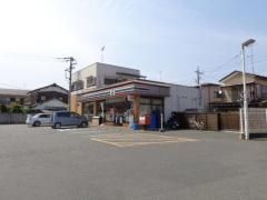 コンビニ　セブンイレブン八王子宮下町店（コンビニ）まで212m