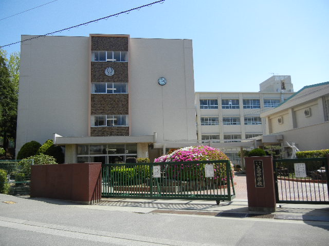 中学校　神戸市立大池中学校（中学校）まで1549m