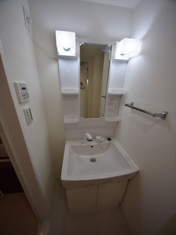 洗面設備　エグゼ阿倍野　独立洗面台