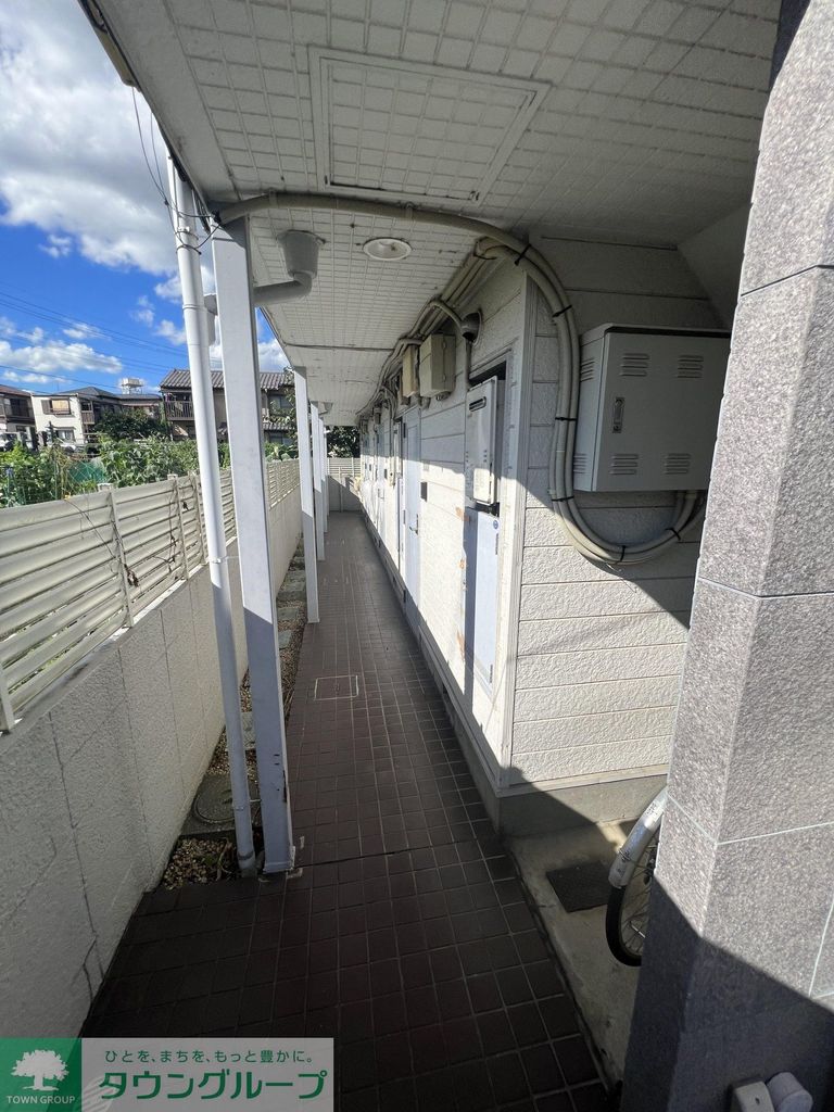 エントランス　バルコニー