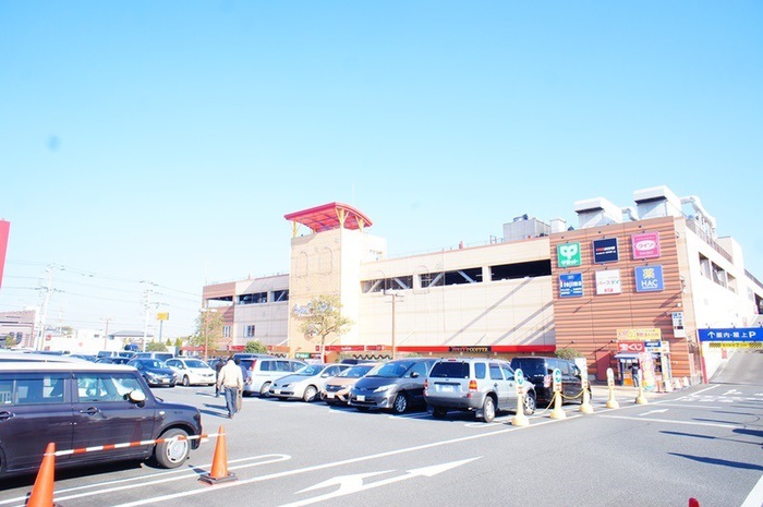 ショッピングセンター　綾瀬タウンヒルズ（ショッピングセンター）まで980m