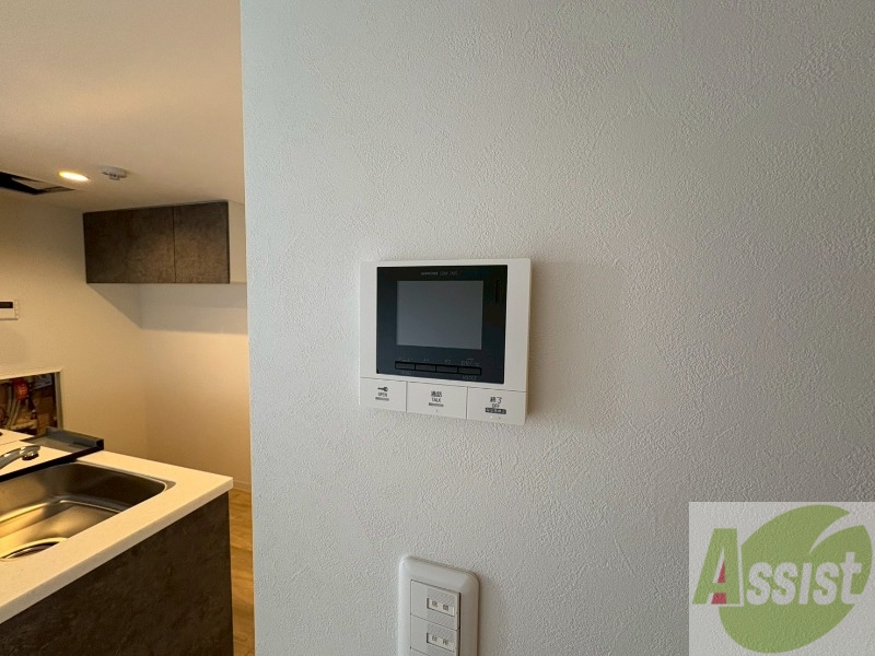 セキュリティ　ＴＶモニター付インターホンです。来客者の顔が見えるので安心！