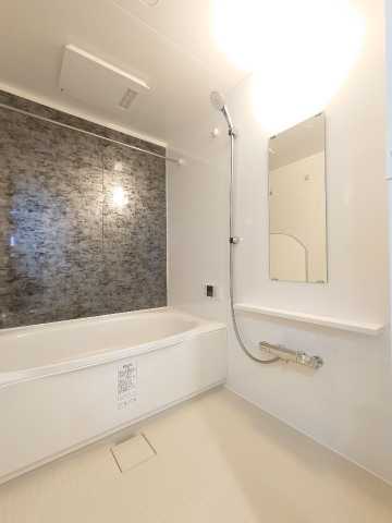 バス・シャワールーム　新規交換
