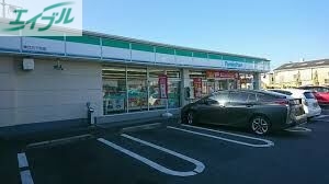 コンビニ　ファミリーマート岡山青江店（コンビニ）まで69m