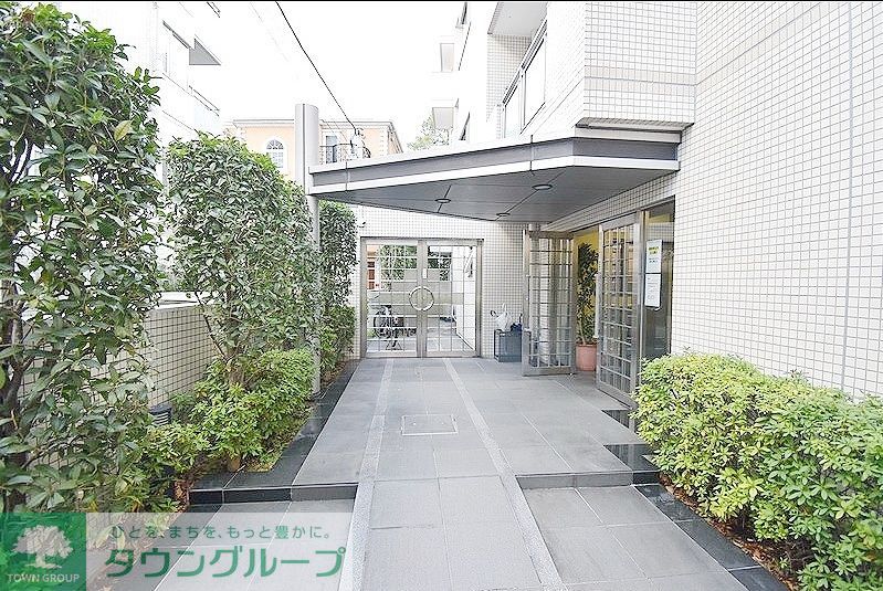 エントランス　部屋探しは株式会社　タウンハウジング　までお気軽にお問合せ…
