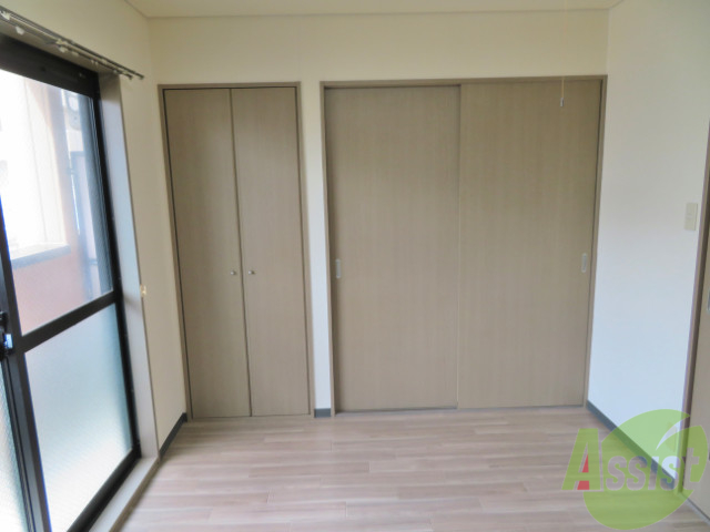 収納　収納もたくさんあるみたいなので、お洋服たくさん入るね。