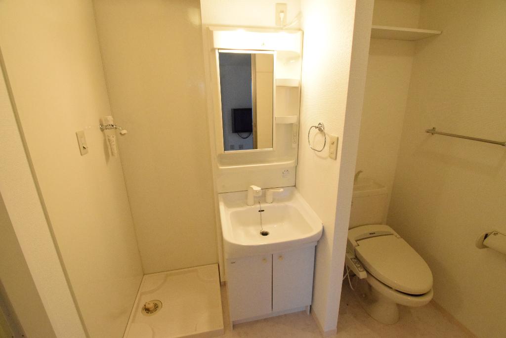 洗面設備　洗髪洗面化粧台