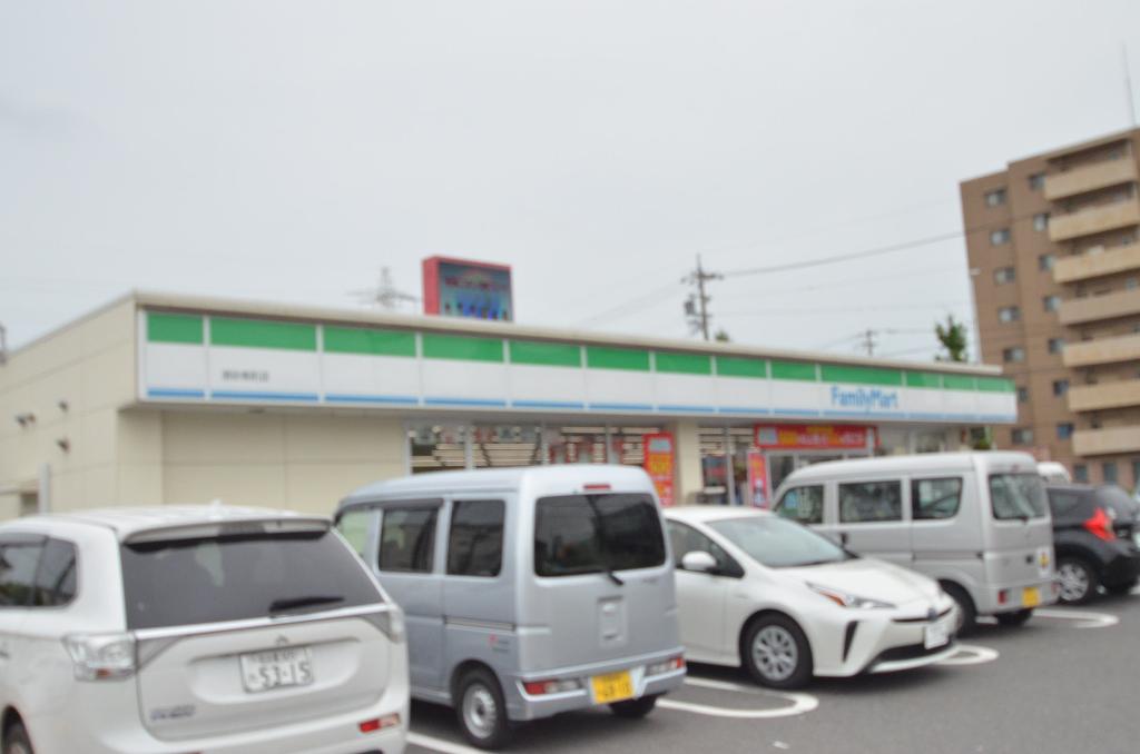 その他　ファミリーマート港砂美町店（その他）まで262m