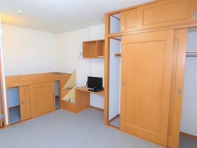 収納　クローゼット、ベッド下収納あり