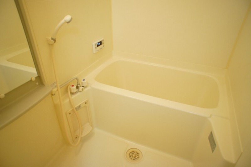 バス・シャワールーム　図面と現状に相違がある場合には現状を優先