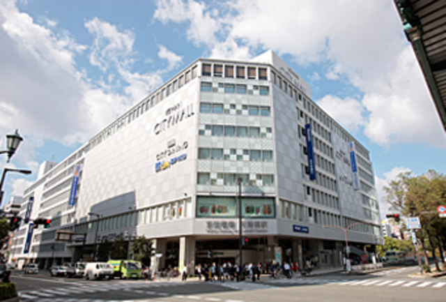 ショッピングセンター　京阪シティモール（ショッピングセンター）まで848m