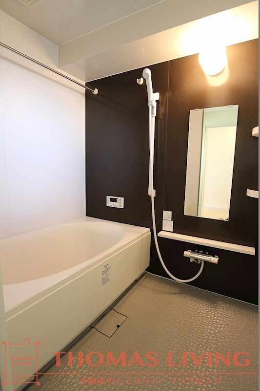 バス・シャワールーム　追い焚き機能付き