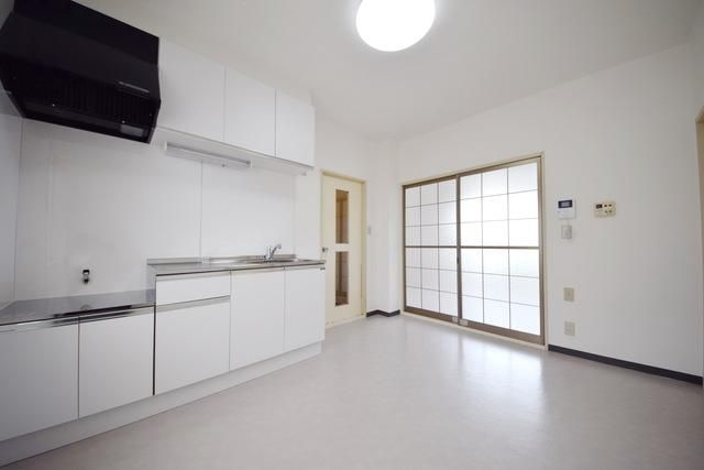 居室・リビング　ダイニングキッチン♪