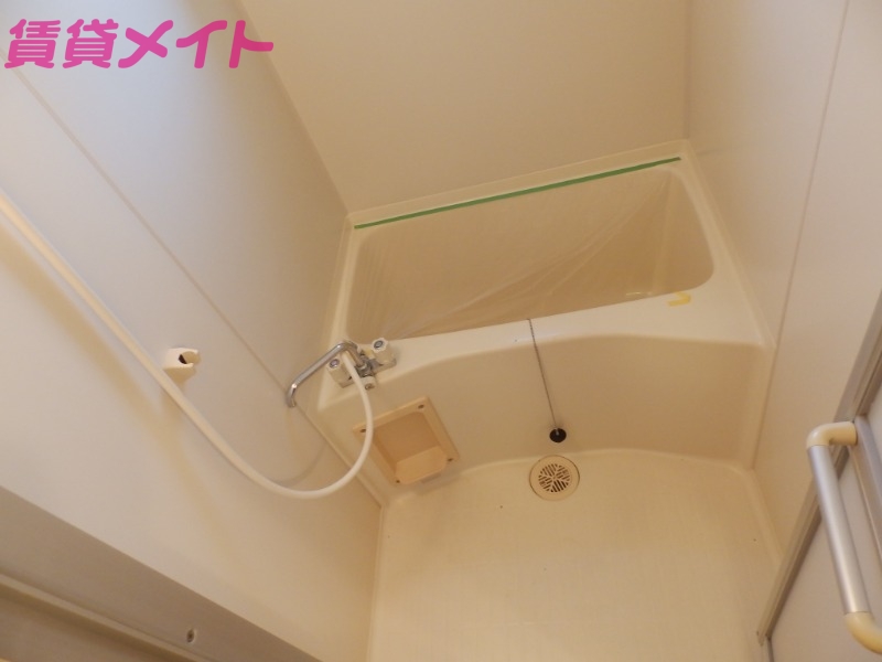 バス・シャワールーム　別部屋参考写真