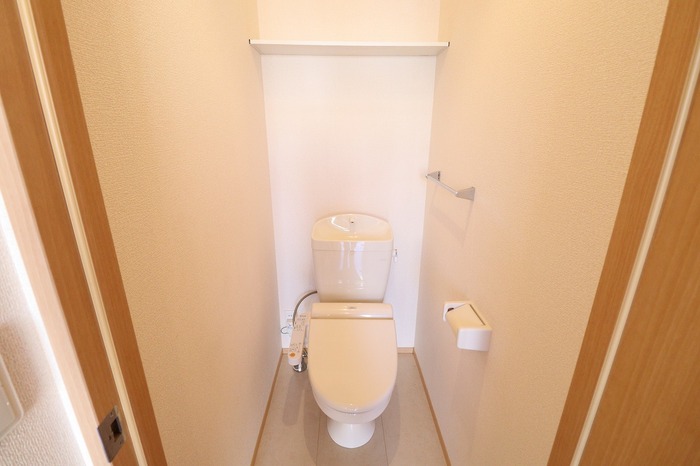 トイレ　温水洗浄暖房便座