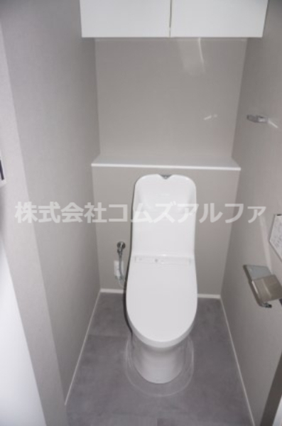 トイレ　ドゥーエ横浜駅前　トイレ