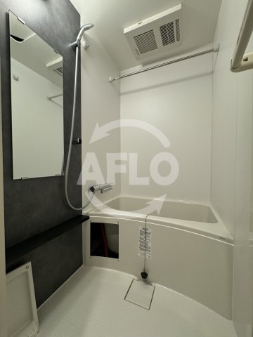 バス・シャワールーム　エスリードレジデンス梅田デュオ　浴室