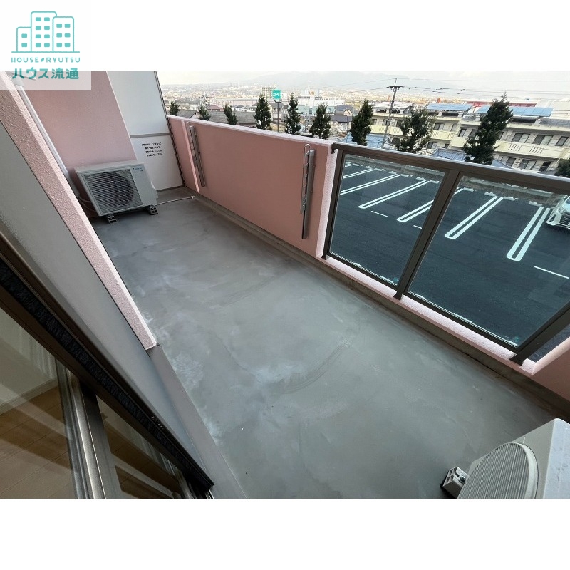 バルコニー　※同タイプ別号室のお写真です