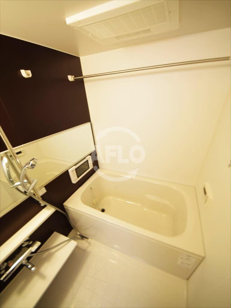 バス・シャワールーム　グランツ　浴室