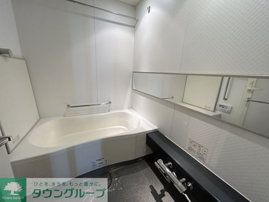 バス・シャワールーム　浴室乾燥機付室