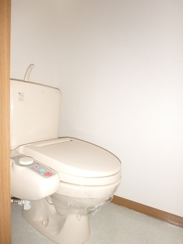 トイレ　図面と現状に相違がある場合には現状を優先