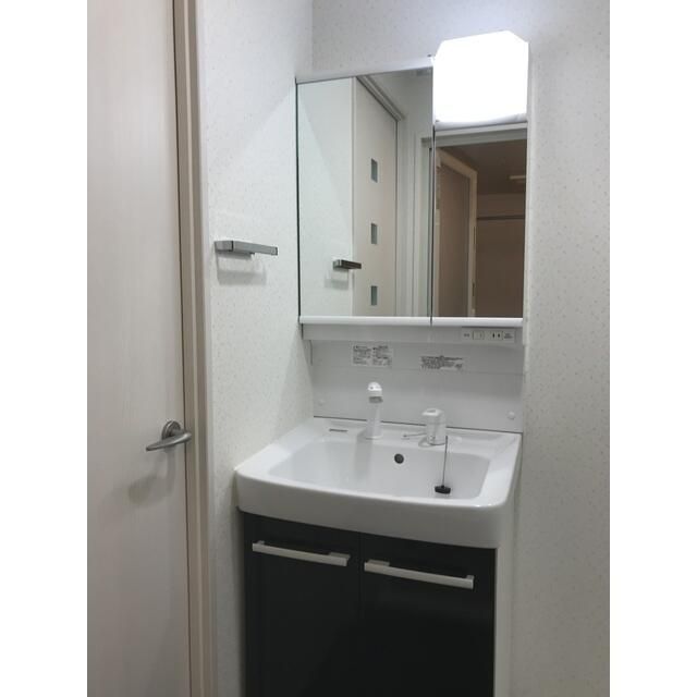 洗面設備　ハピネス７０　豊島区西池袋４