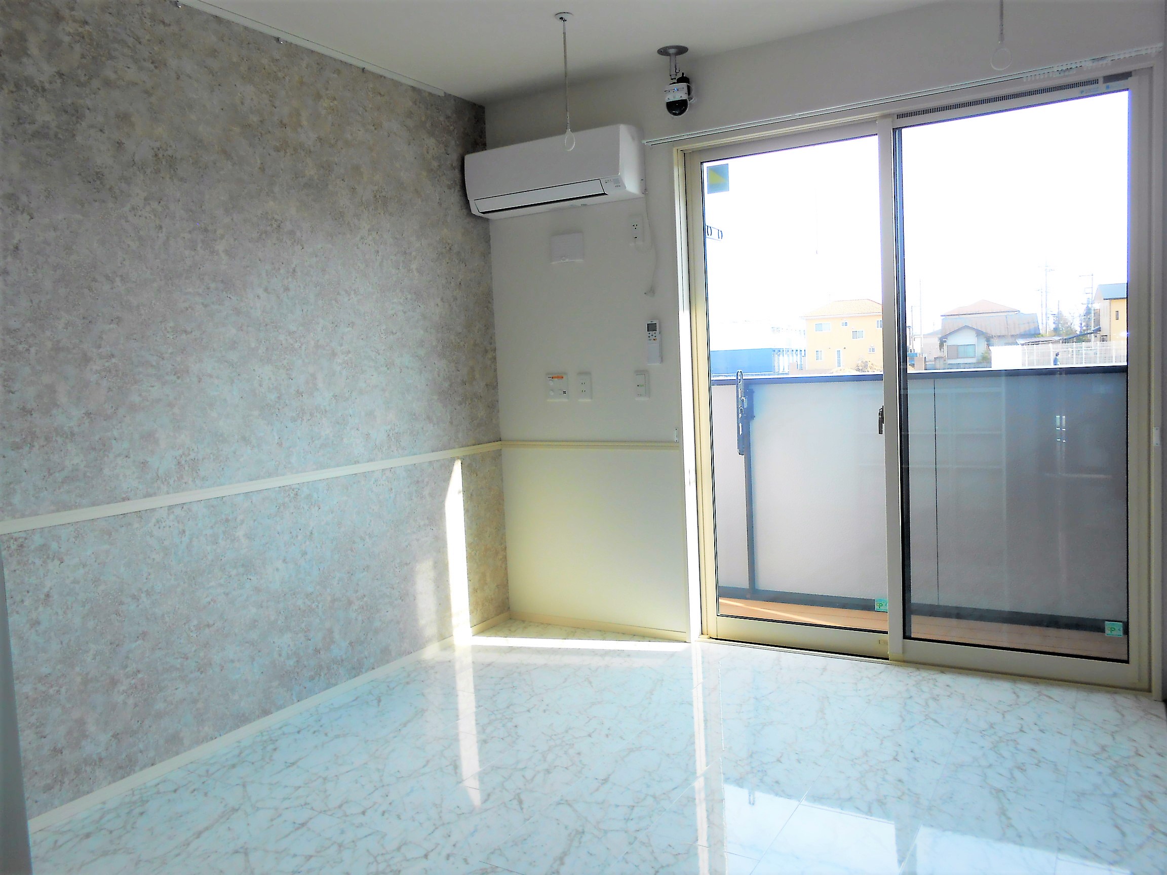 居室・リビング　9帖のリビングです。南向きで日当たり良好です！