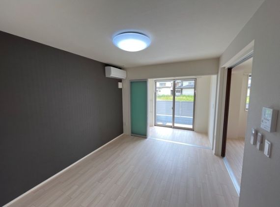 居室・リビング　※同タイプ写真になります