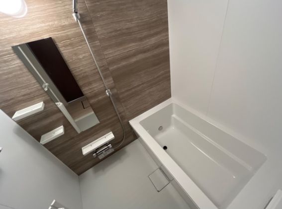 バス・シャワールーム　※同タイプ写真になります