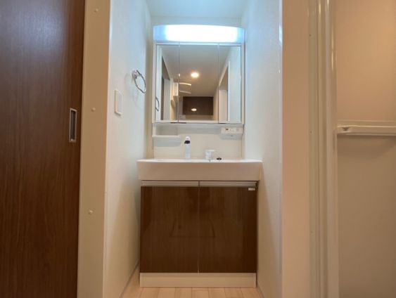 洗面設備　※同タイプ写真になります