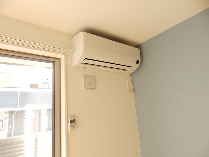 その他設備　エアコン（リビング）