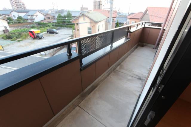 バルコニー　※３０２号室（反転タイプ）の写真