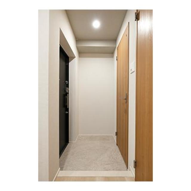 玄関　※写真は同タイプ住戸です。