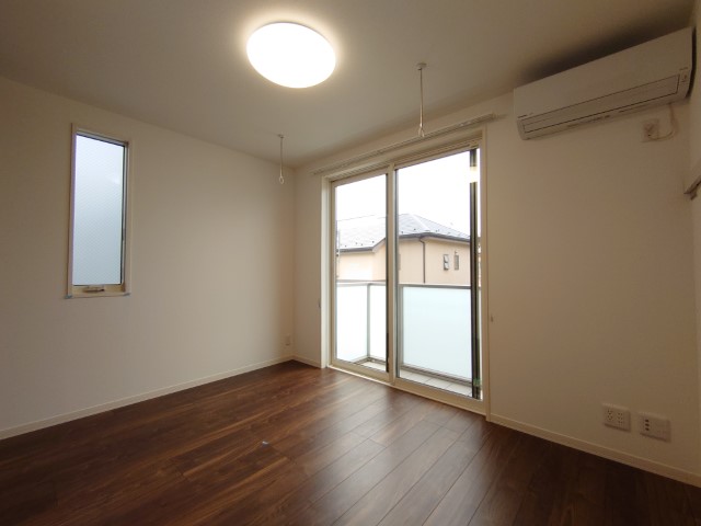 その他部屋・スペース　南側洋室