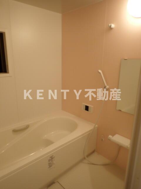 バス・シャワールーム　日々の疲れを癒すお風呂付です