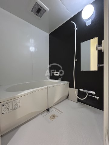 バス・シャワールーム　東明マンション壱番館　浴室