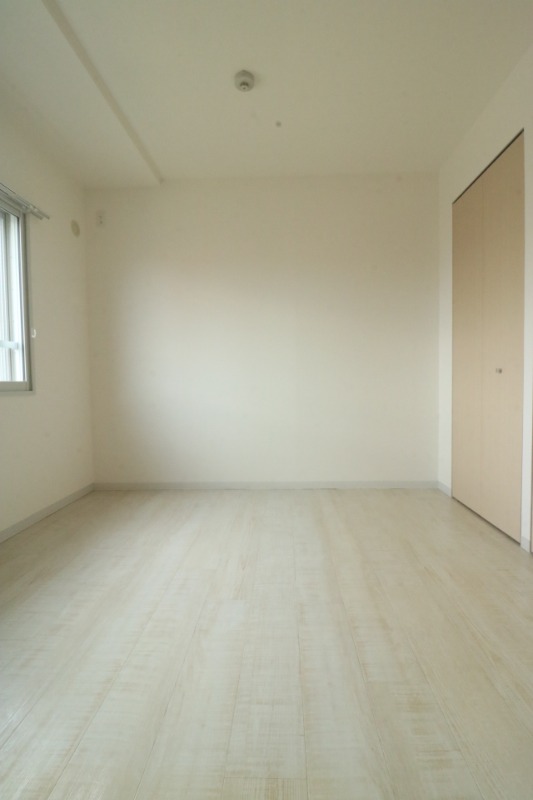 その他部屋・スペース　１つ目の洋室７．１１畳☆