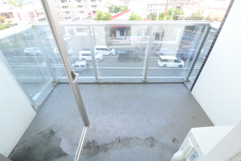 バルコニー　キッチン横に広いバルコニー！！★